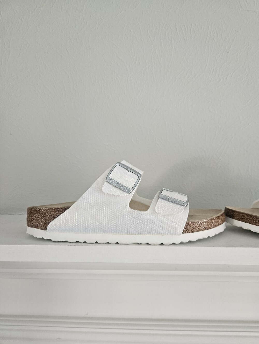 NWT Birkenstock Arizona Sandals- Shiny Lizard White With Silver Buckles - Picture 5 of 12